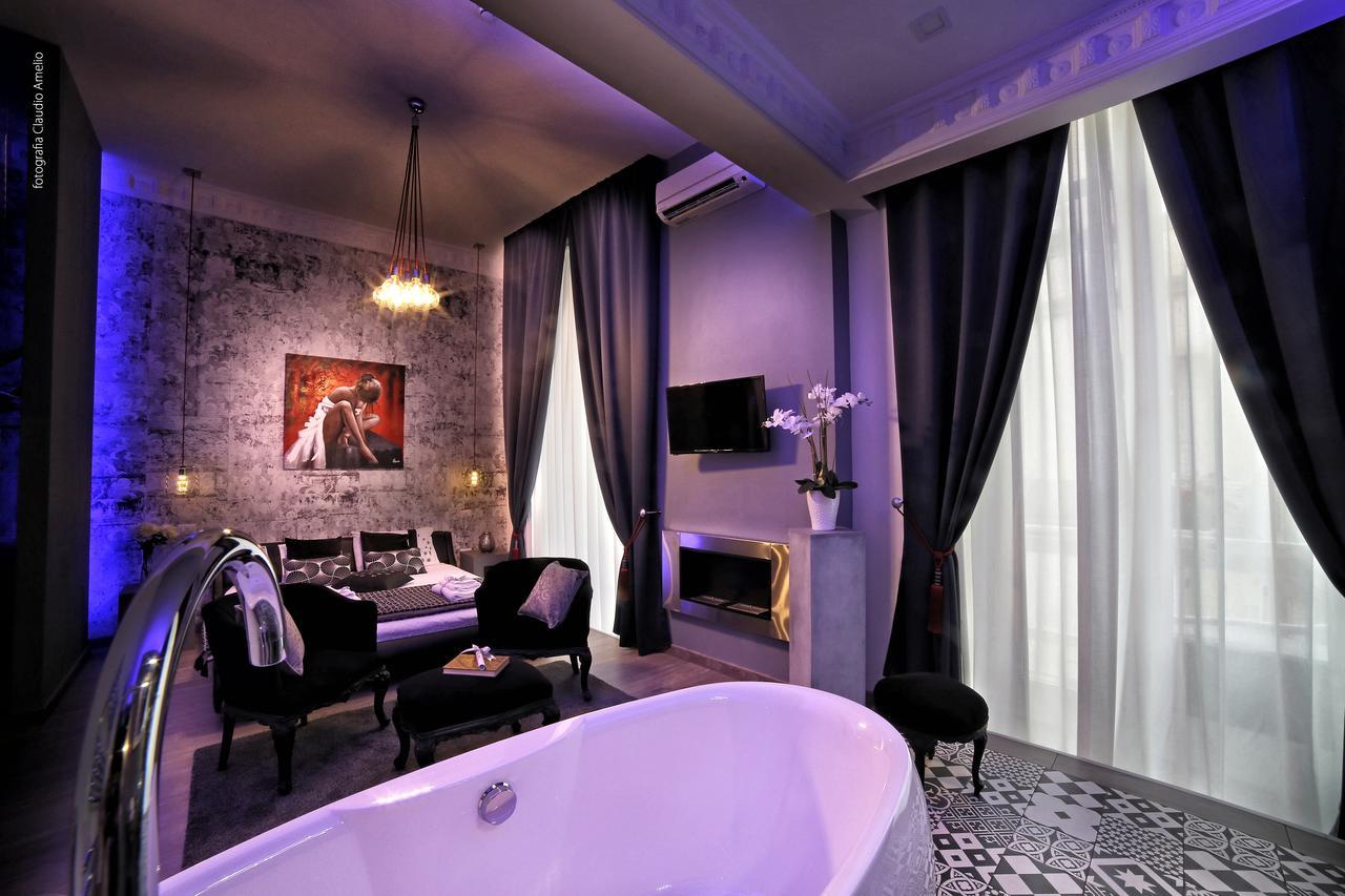 Bourbon House Couette-café Naples